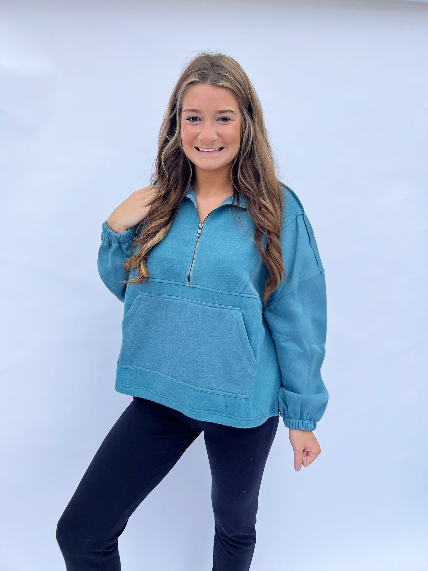 Cloe Pullover